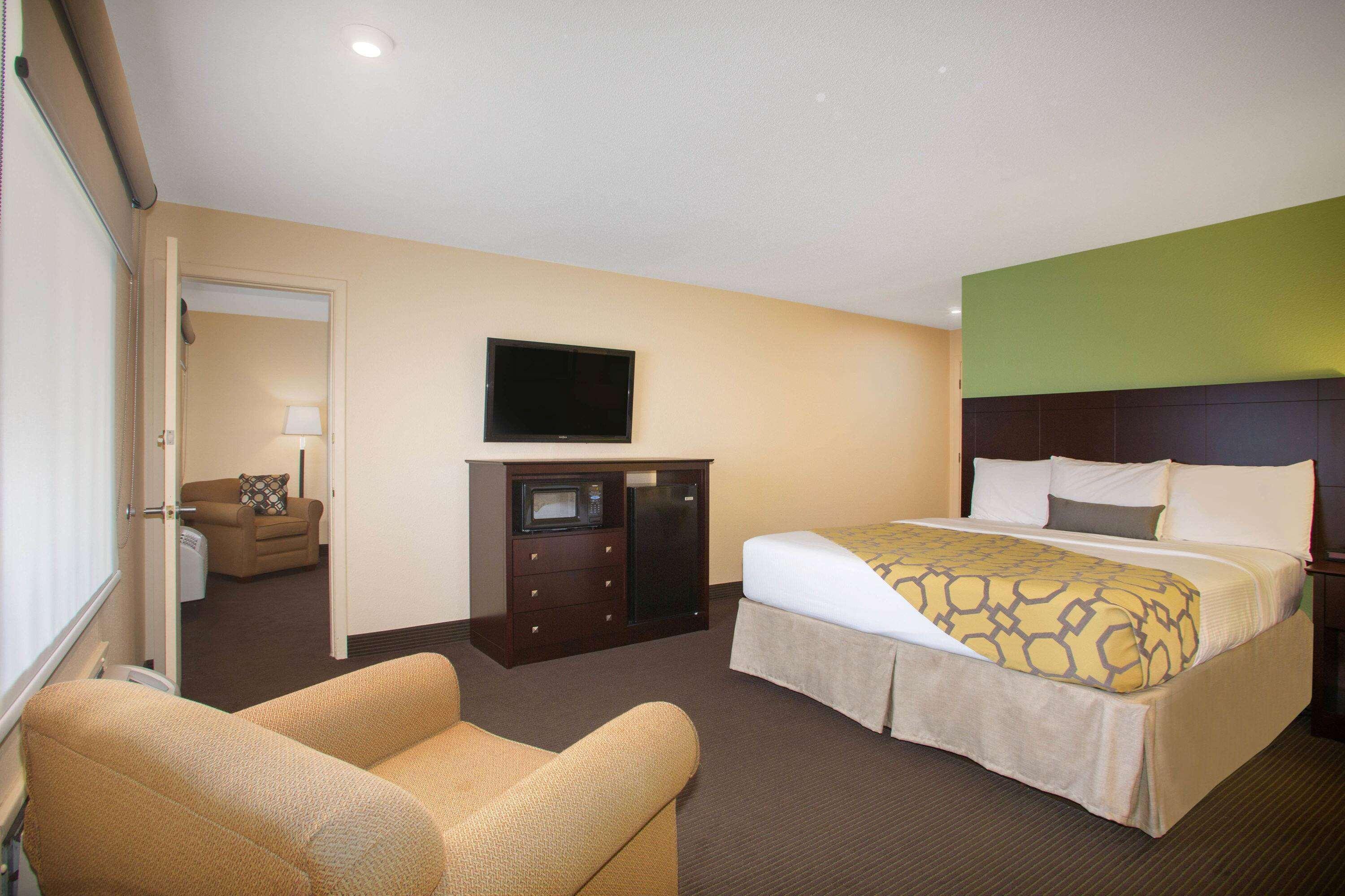 Baymont By Wyndham Jefferson City Eksteriør billede